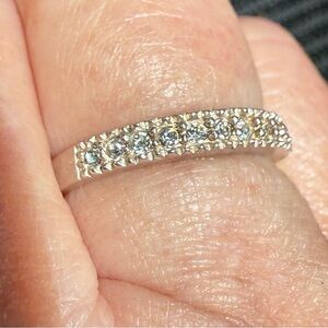 Elegant Silver Band Ring